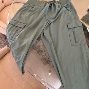 All in Motion Olive Cargo Pants